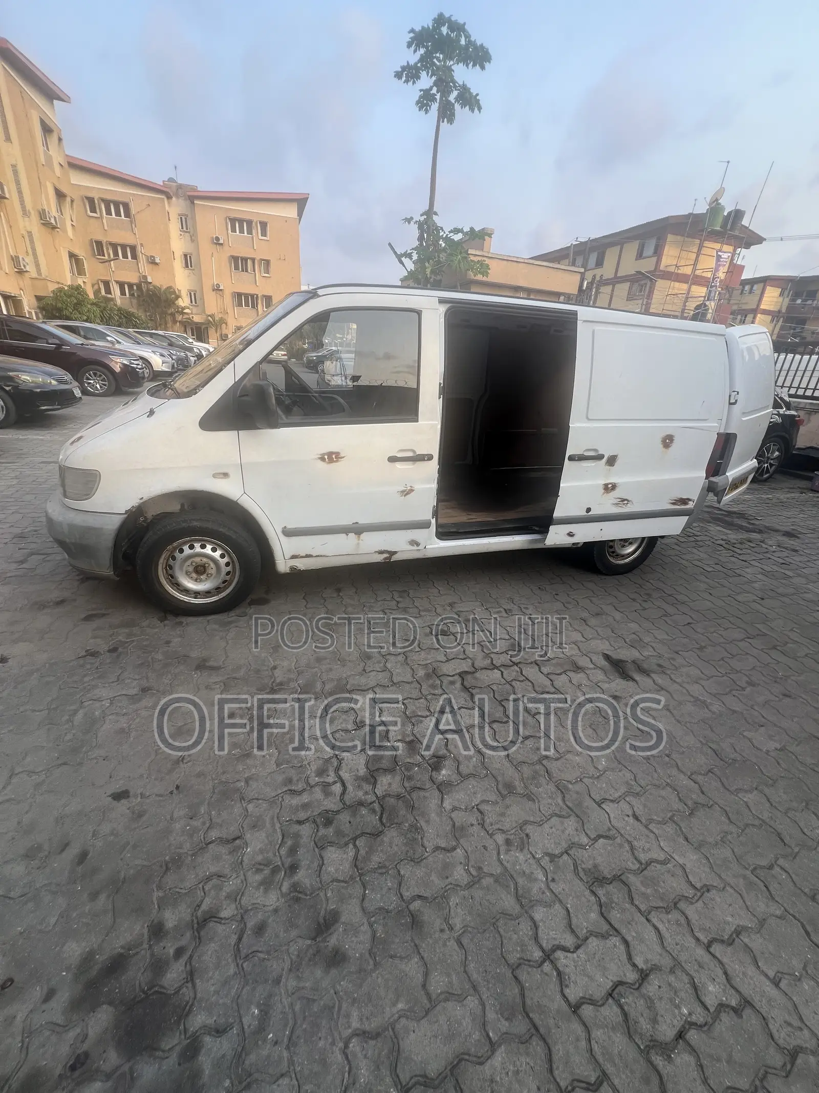 Mercedes-Benz Vito 2002 White
