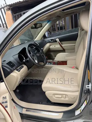 Toyota Highlander Limited 2012 Green