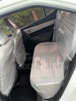 Toyota Corolla LE Eco 4dr Sedan (1.8L 4cyl CVT) 2014 White