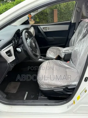 Toyota Corolla LE Eco 4dr Sedan (1.8L 4cyl CVT) 2014 White