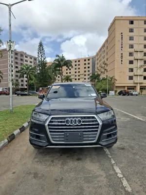 Audi Q7 2016 Black