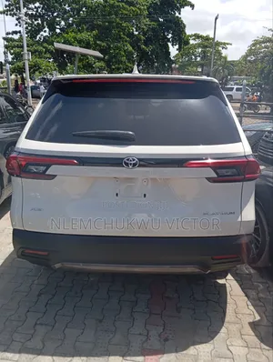 Toyota Highlander Platinum AWD 2023