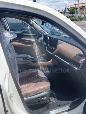 Toyota Highlander Platinum AWD 2023