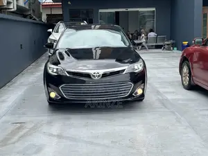 Toyota Avalon Limited 4dr Sedan (3.5L 6cyl 6A) 2014 Black