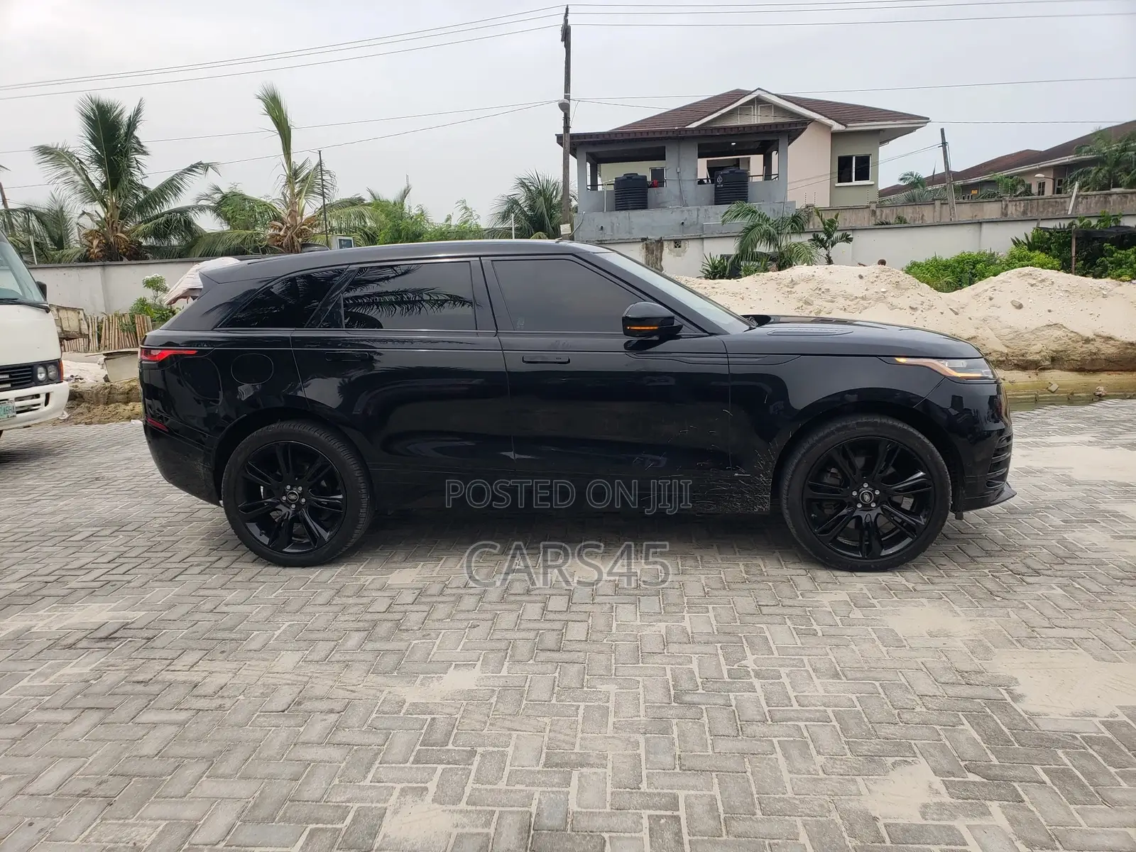 Land Rover Range Rover Velar 2021 Black