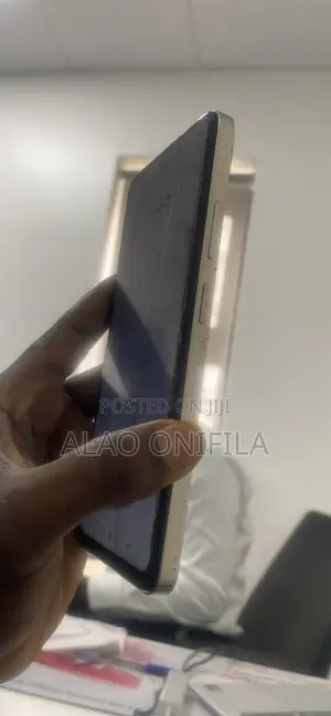 Infinix S5 ( X652) 128 GB Gold