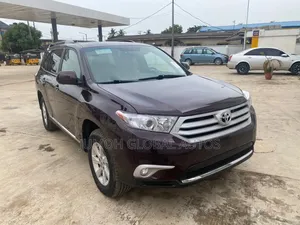 Toyota Highlander 2012 Maroon