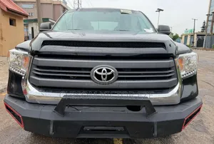 Toyota Tundra SR5 FFV 4dr CrewMax 4WD SB (5.7L 8cyl 6A) 2014 Black
