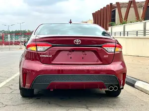 Toyota Corolla SE 2023 Red