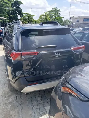 Toyota RAV4 Adventure 2022 Gray