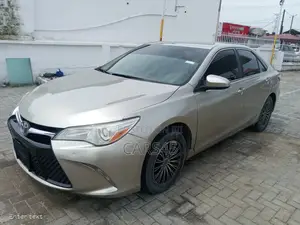 Toyota Camry 2015 Gold
