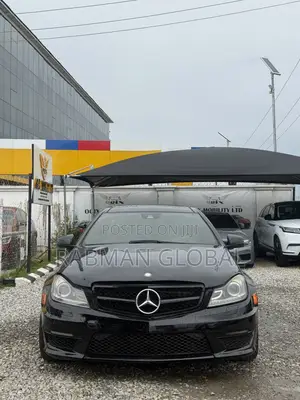Mercedes-Benz C63 2013 Black