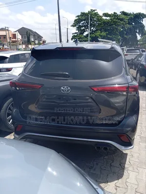 Toyota Highlander XSE 2021 Gray