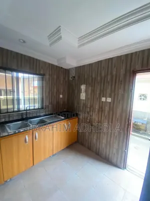 4bdrm Duplex in Magodo Gra Phase 2 for rent