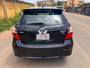 Toyota Matrix XRS Hatchback FWD (2.4L 4cyl 5A) 2009 Black