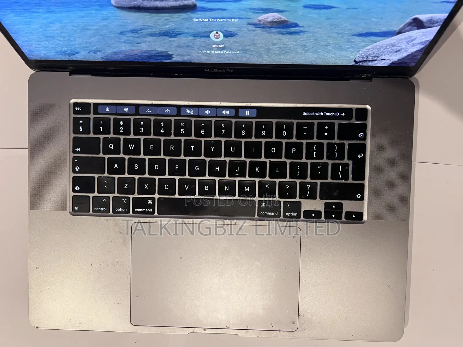 Laptop Apple MacBook Pro 2019 32GB Intel Core i9 SSD 512GB