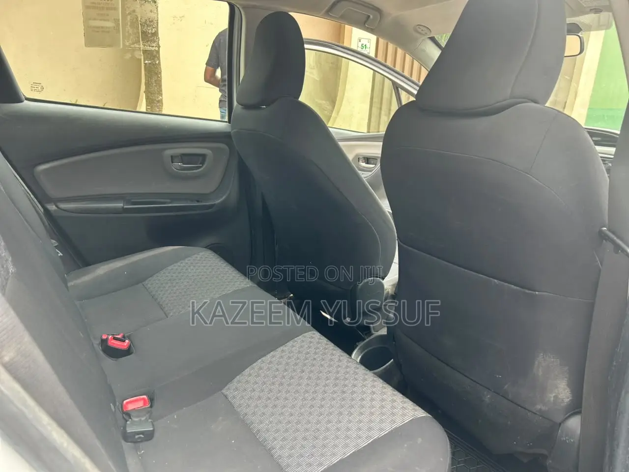 Toyota Yaris SE Hatchback 5dr 2015 White