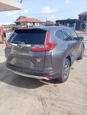 Honda CR-V Touring AWD 2018 Gray