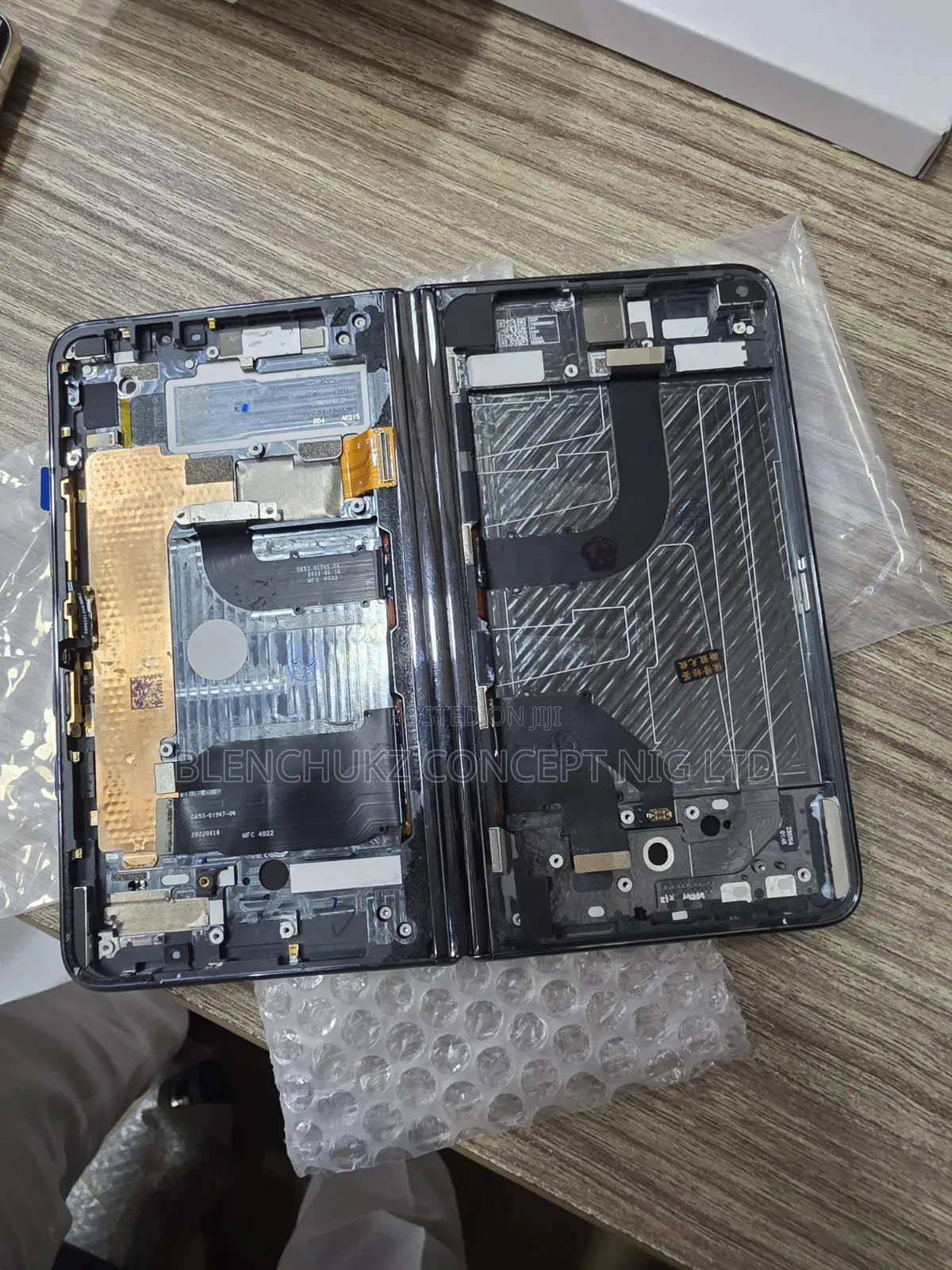 Google Pixel Fold Amoled Screen