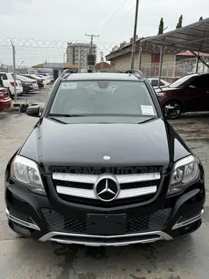 Mercedes-Benz GLK-Class Base GLK 350 4dr AWD 4MATIC (3.5L 6cyl 7A) 2015 Black