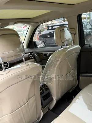 Mercedes-Benz GLK-Class Base GLK 350 4dr AWD 4MATIC (3.5L 6cyl 7A) 2015 Black