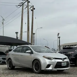 Toyota Corolla 2016 Silver