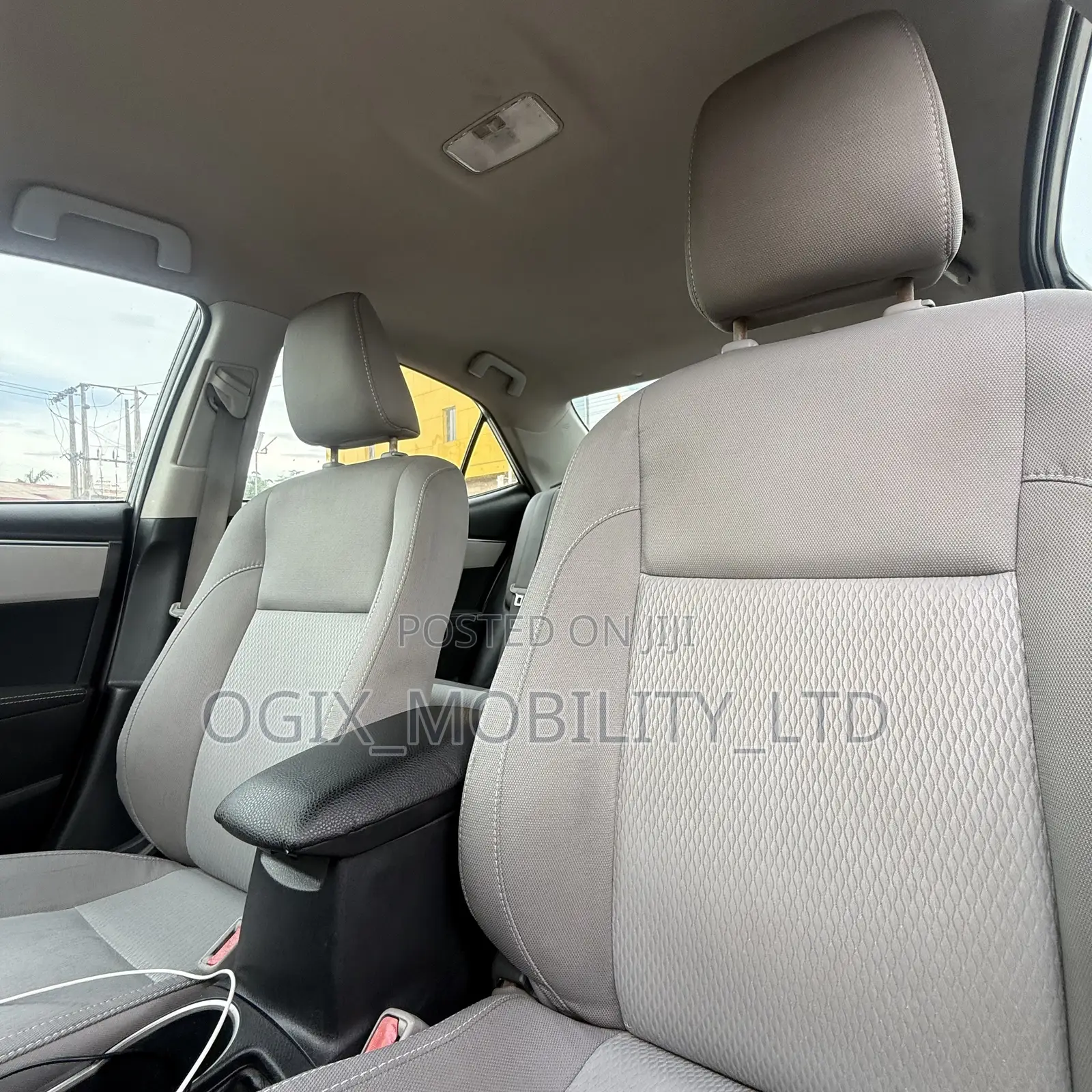 Toyota Corolla 2016 Silver