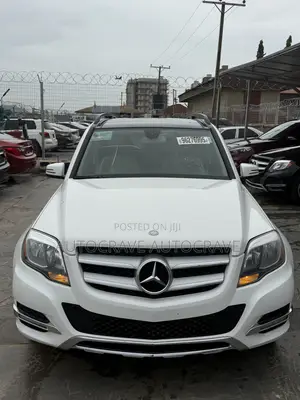 Mercedes-Benz GLK-Class 350 4MATIC 2013 White