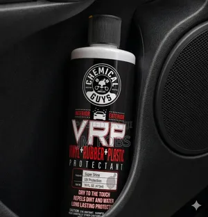 Chemical Guys Car Plastic Dashboard Restorer