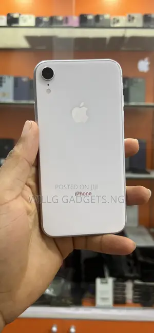 Apple iPhone XR 128 GB White