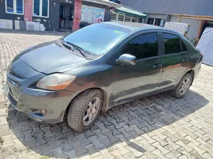 Toyota Yaris 1.5 2007 Gray