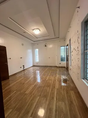 1bdrm Shared Apartment in Chevron for rent