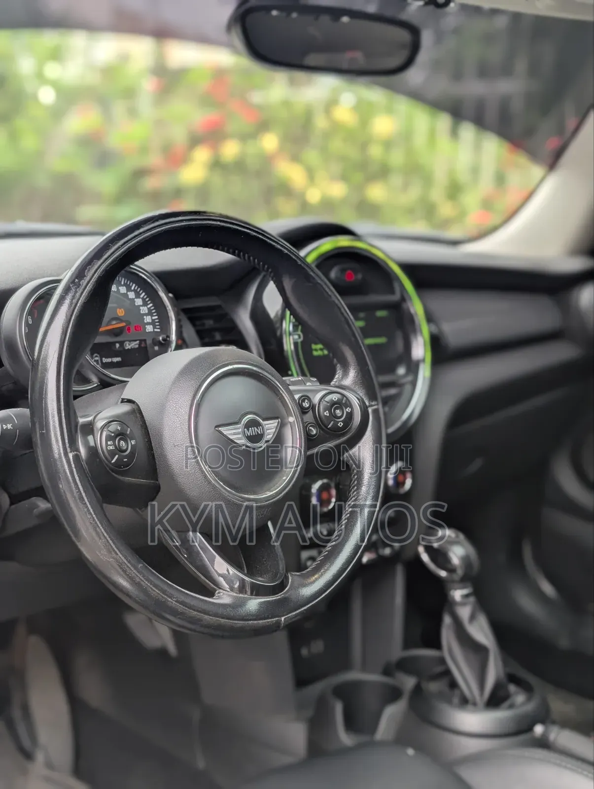 Mini Cooper 2017 White