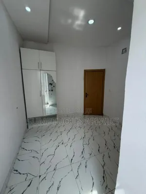1bdrm Shared Apartment in Orchid Road, Lekki for rent