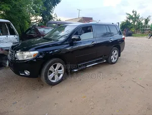 Toyota Highlander Limited 2010 Black