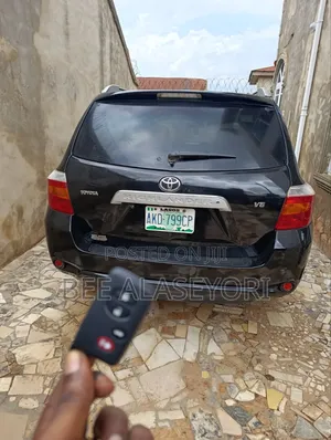 Toyota Highlander Limited 2010 Black