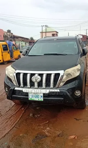 Toyota Land Cruiser Prado 2012 Black
