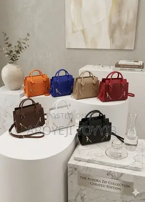 Fashionable Street-Style Pure Color Small Square Bag