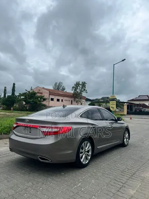 Hyundai Azera Base 2012 Brown