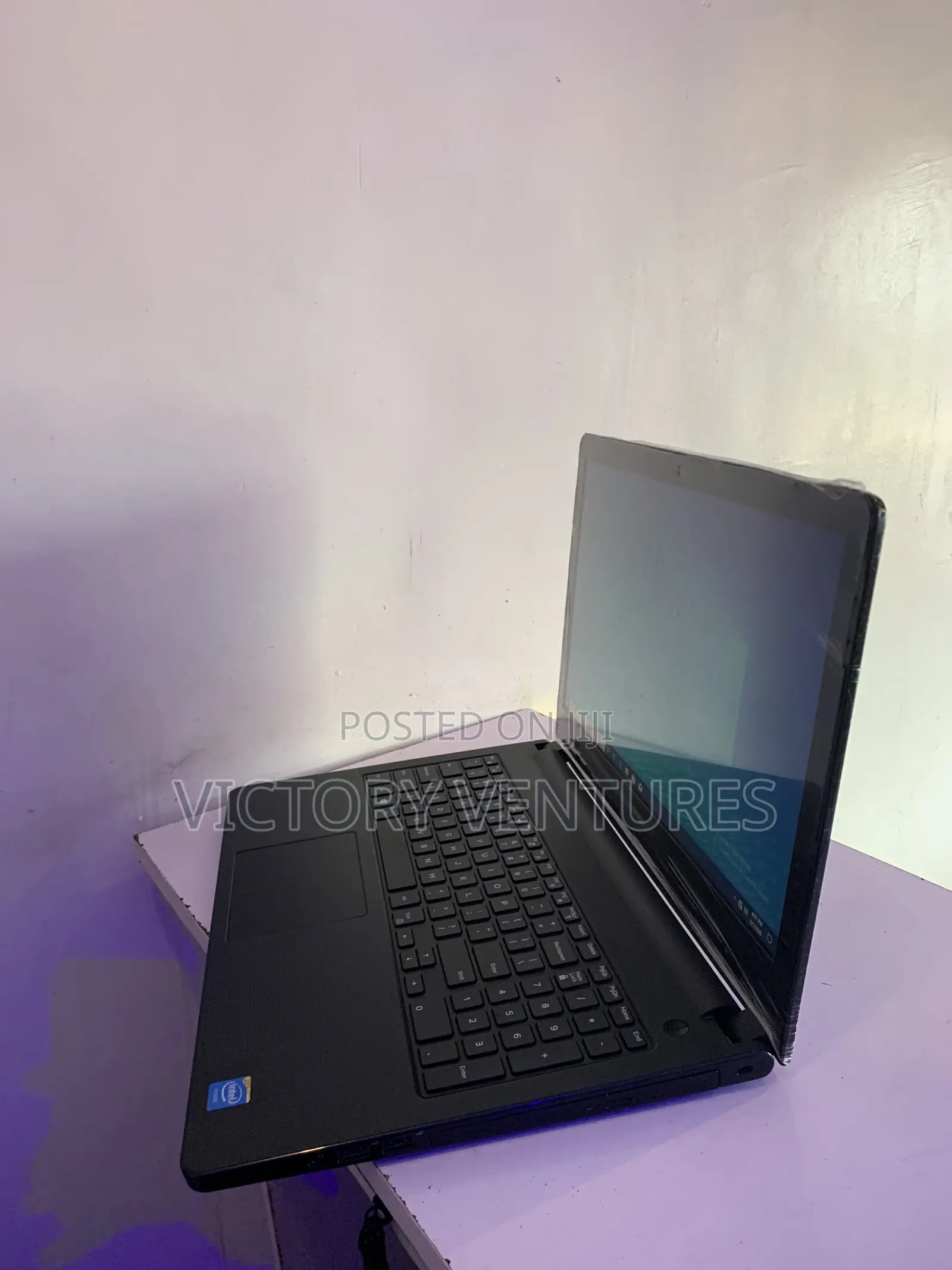 Laptop Dell Vostro 3558 4GB Intel Celeron HDD 1T