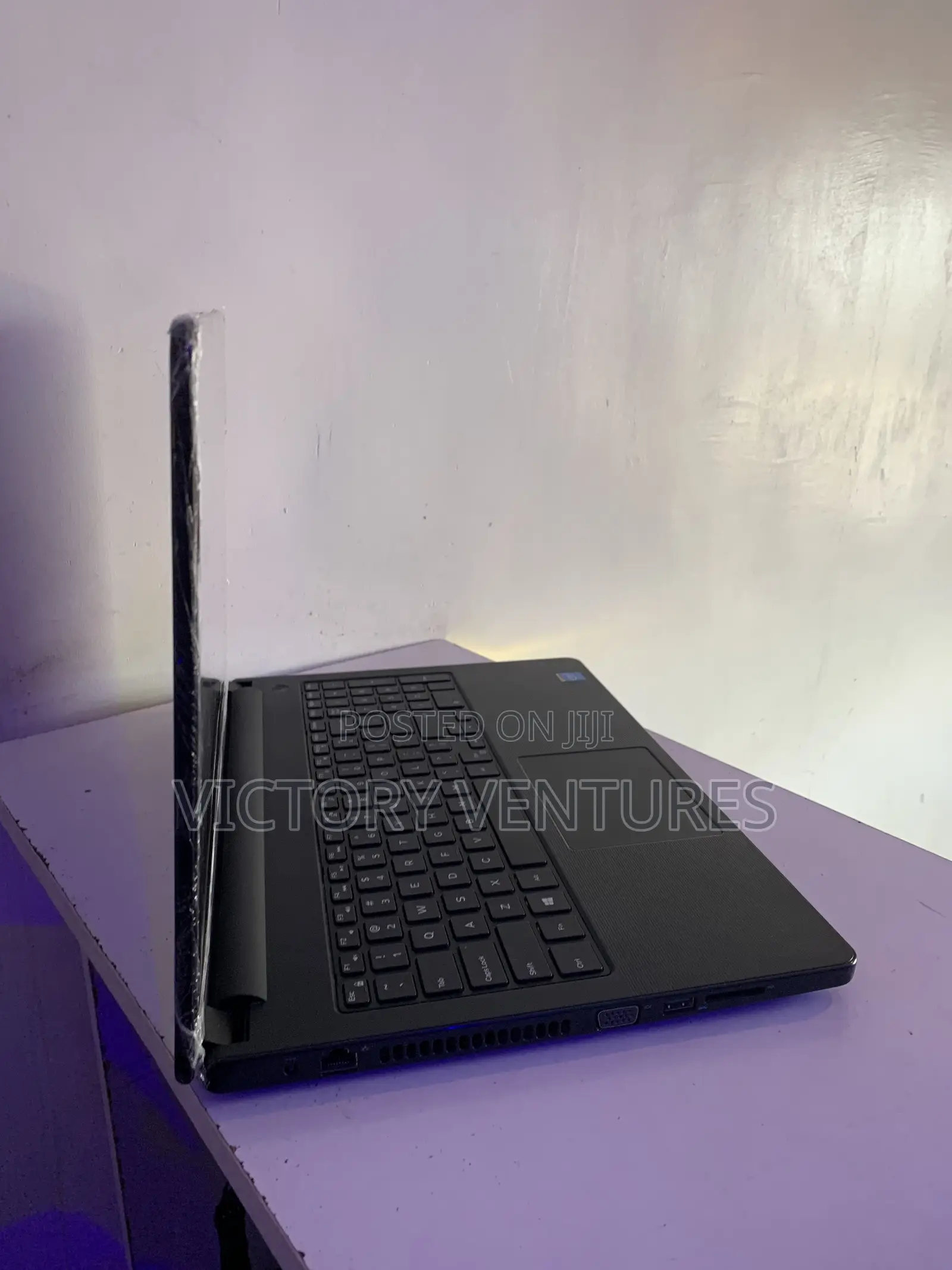 Laptop Dell Vostro 3558 4GB Intel Celeron HDD 1T