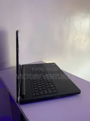 Laptop Dell Vostro 3558 4GB Intel Celeron HDD 1T