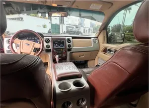 Ford F-150 King Ranch 4dr SuperCrew 4WD 6.5 ft. SB (5.0L 8cyl 6A) 2014 Red