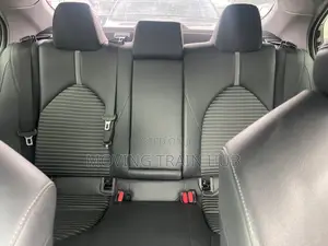 Toyota Camry SE FWD (2.5L 4cyl 8AM) 2018 Black