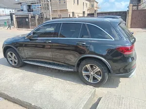 Mercedes-Benz GLC-Class 2017 Black