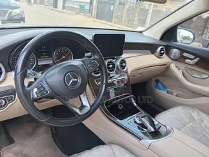 Mercedes-Benz GLC-Class 2017 Black