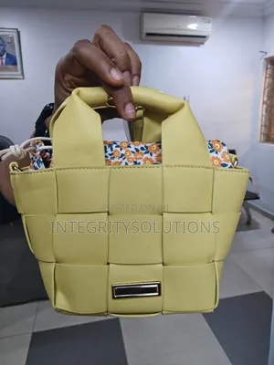 Woven Bucket Bag