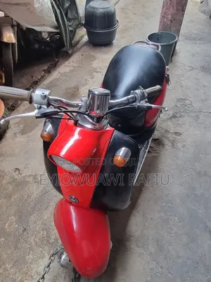 Yamaha 2018 Red