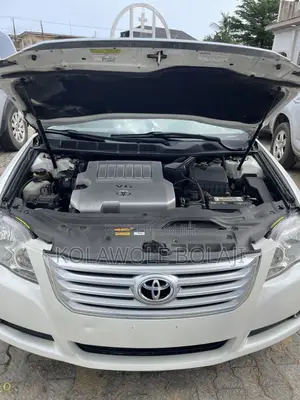 Toyota Avalon 2008 White