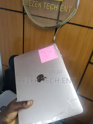 New Laptop Apple MacBook Air 2020 M1 8GB Intel Core i5 SSD 256GB